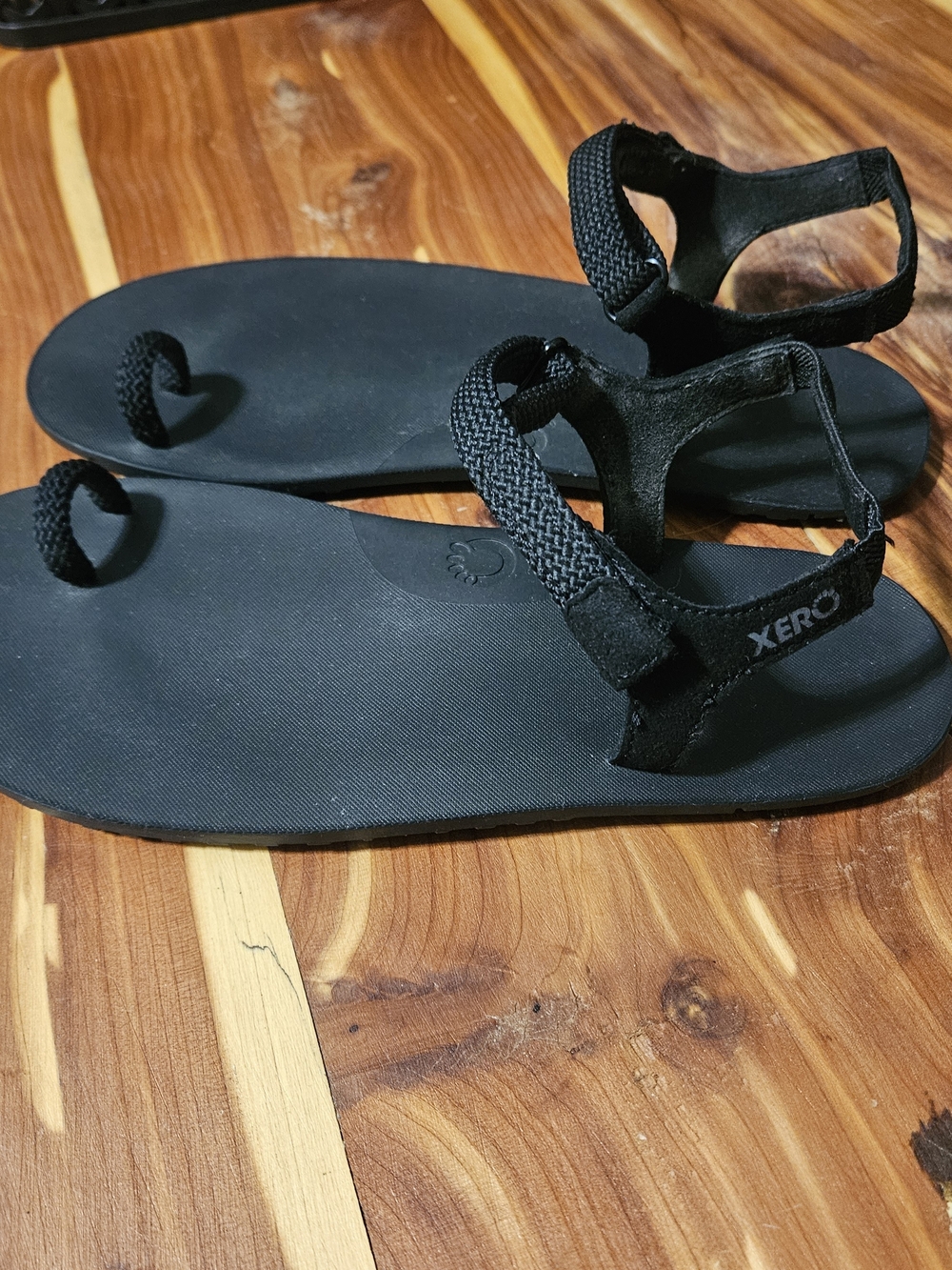 Xero Barefoot Minimalist Jessie Sandal in Black - Picture 3 of 3